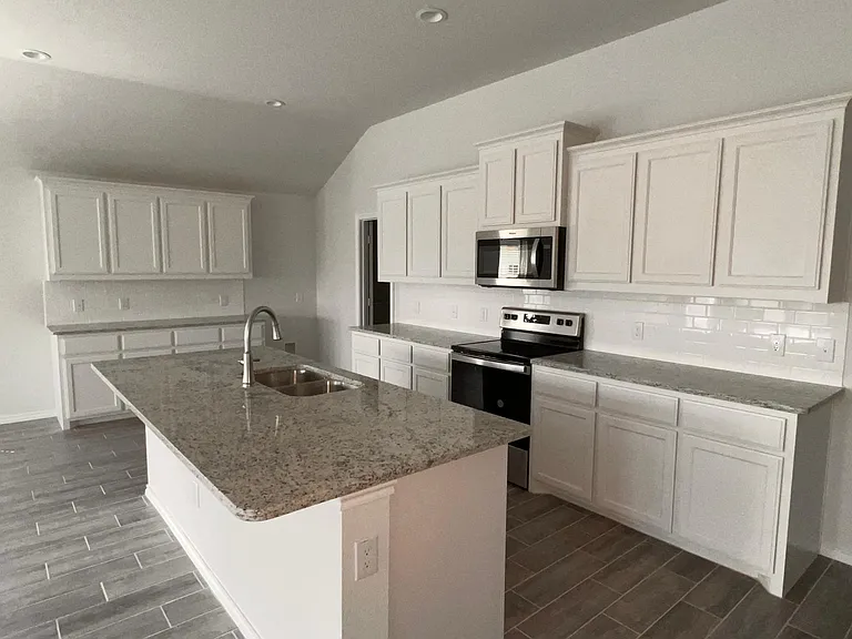 5744 Brookville Dr — Photo 9