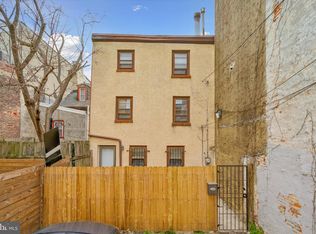1041 N Leithgow St, Philadelphia, PA