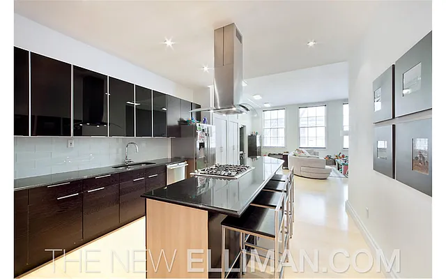 Rented by Douglas Elliman | media 22