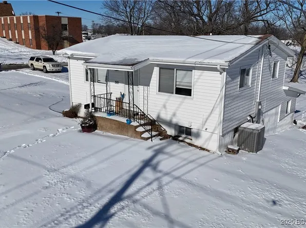 301 Fairview Ave, Eldon, MO 65026