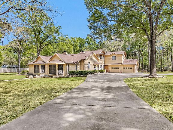 3rd image of 7715 Shadow Ln