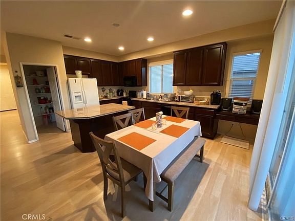 3rd image of 31451 Westwind Ln