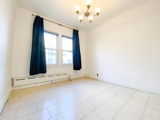 Rented by RealTegrity NY LLC | media 15