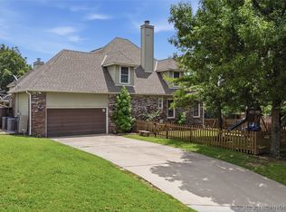 5541 E 77th St, Tulsa, OK 74136