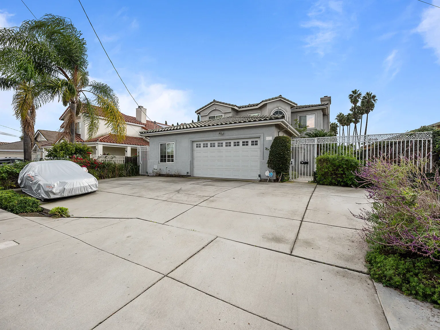 8 bed, 3800 sqft, $10,800 — Photo 4