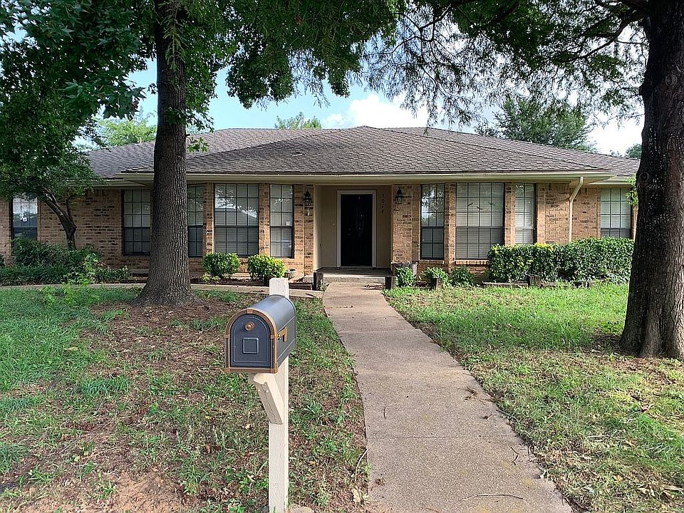 1st image of 1014 Briarcliff Dr