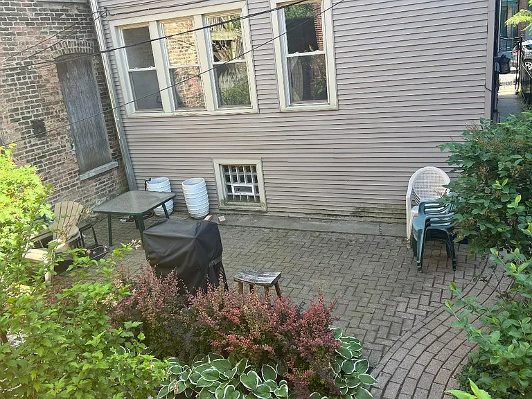 852 W Diversey Pkwy #1R — Photo 17