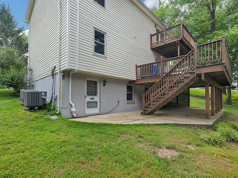 505 4th Ave — Photo 37