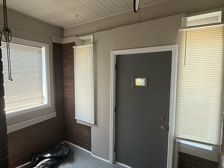 1121 Polk St — Photo 2