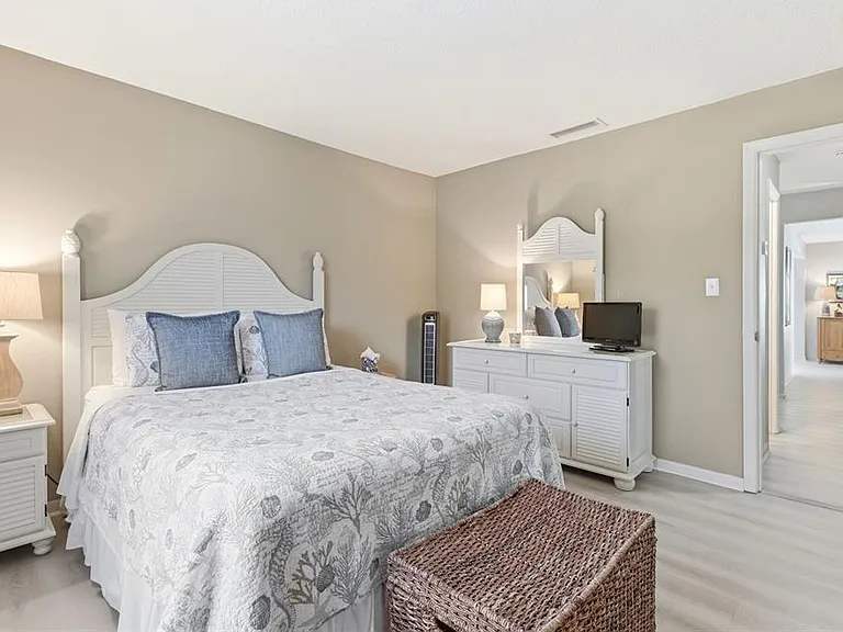 4805 Cobia Dr SE #D — Photo 27