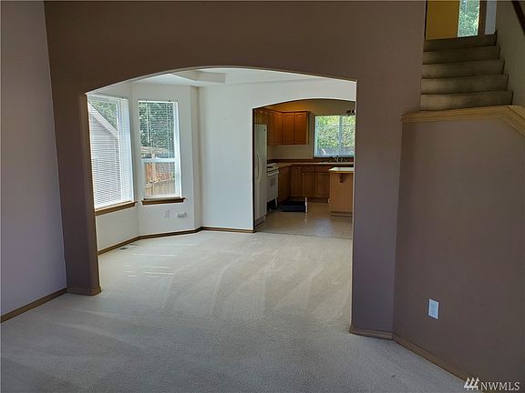 5th image of 19628 84th Ave E