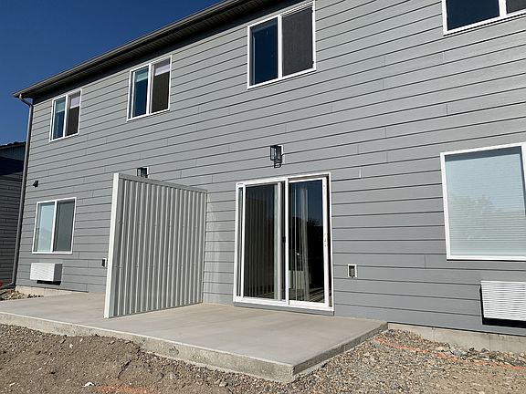 5th image of 3340 Blackbird Way #2