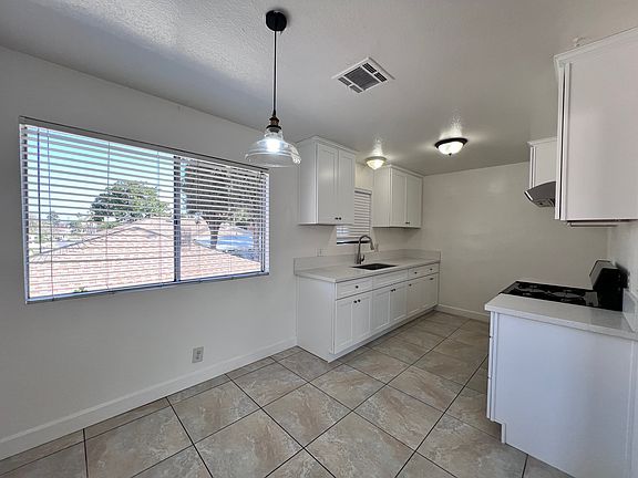 4th image of 11310 La Mirada Blvd APT 4