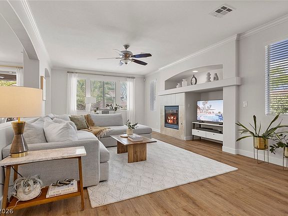 5th image of 7536 Engleberg Ave