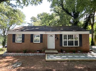 2818 Ravencroft Dr, Charlotte, NC 28208