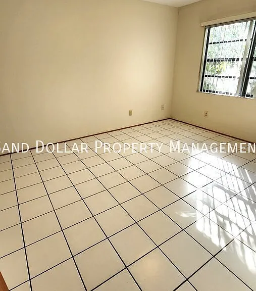 622 E Rich Ave — Photo 6