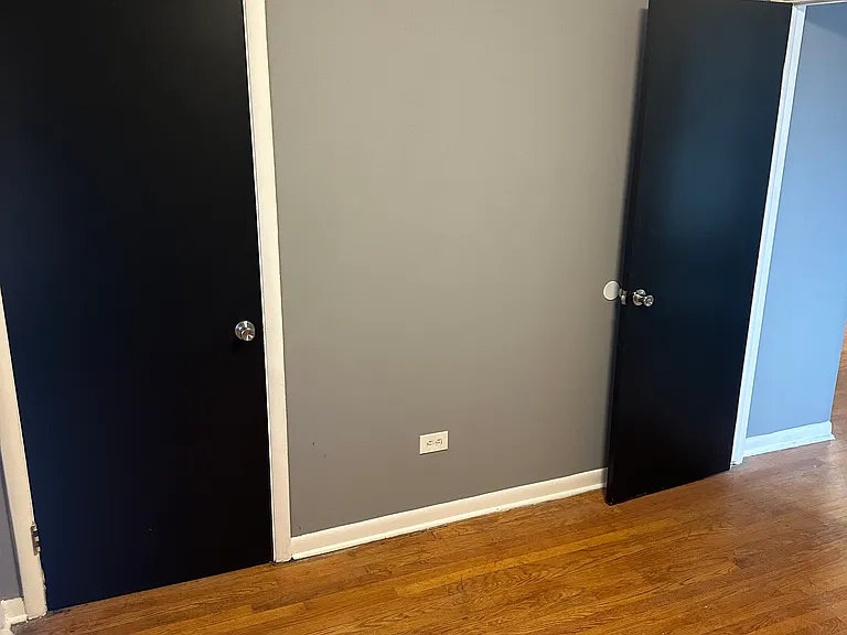 9260 S Halsted St #2E — Photo 10
