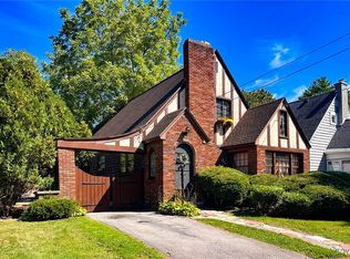 11 Brookline Dr, Utica, NY