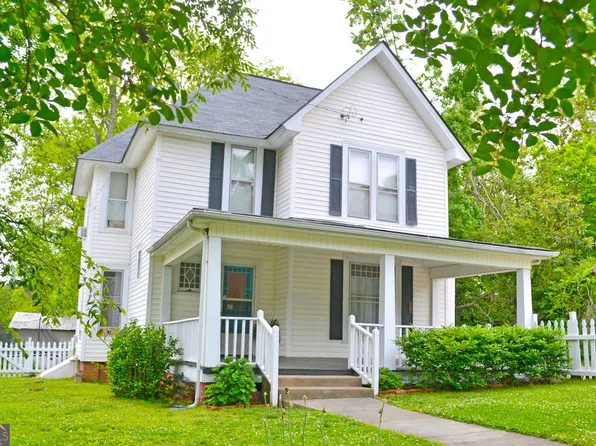 174 Robertson Ave, Tallapoosa, GA 30176