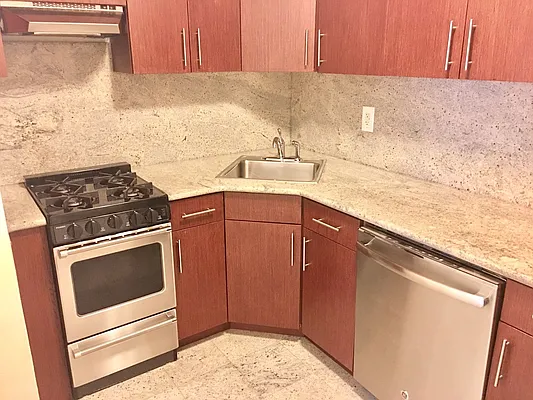 Rented by Owner | media 8