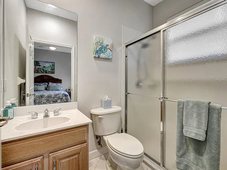 7602 Greenbrier Cir — Photo 20