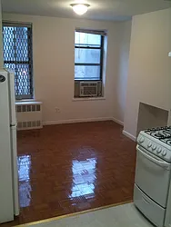Rented by 4 Points Properties