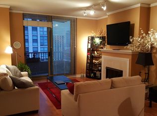 200 N Jefferson St APT 1410, Chicago, IL 60661