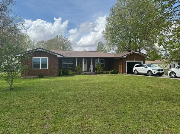 416 S Cooter Rd, Steele, MO 63877