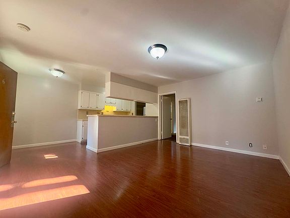 3rd image of 2445 8th Ave APT 6