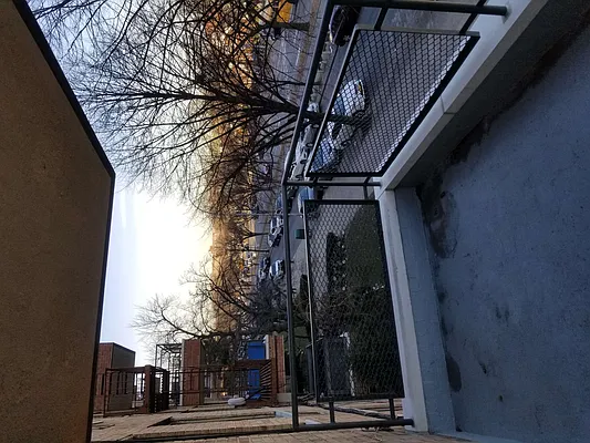 Rented by Max & Associates Realty Corp | media 6