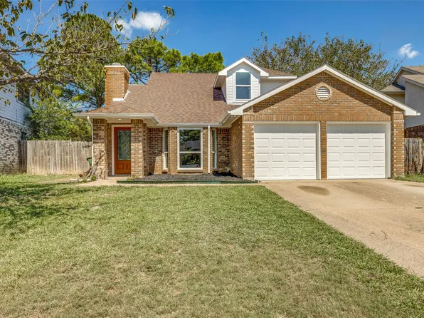 203 Ironbark Dr, Arlington, TX 76018