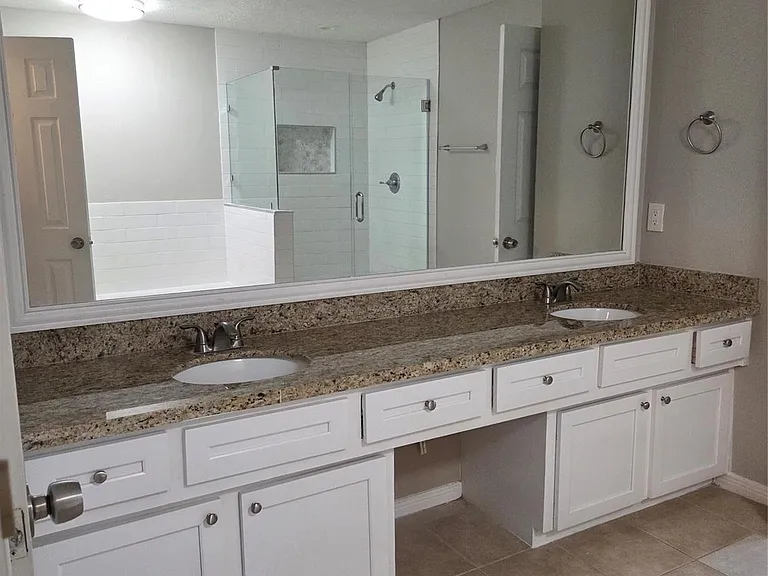 14743 Charlmont Dr — Photo 12
