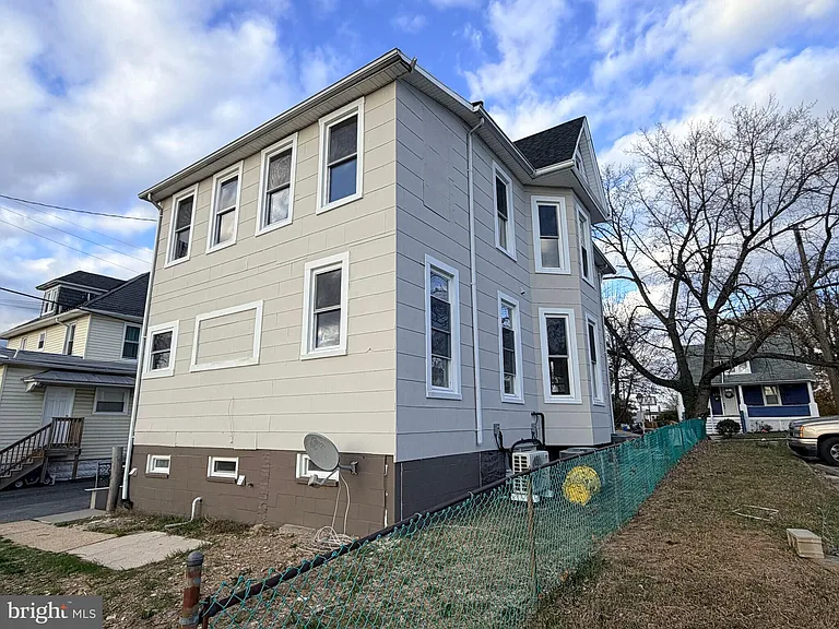3 E Overlea Ave #3 — Photo 31