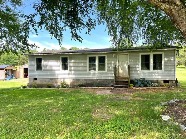 15995 Ruffin Ln, Amelia Court House, VA 23002
