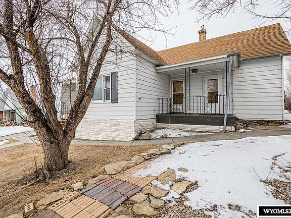 4th image of 209 W Flaming Gorge Way