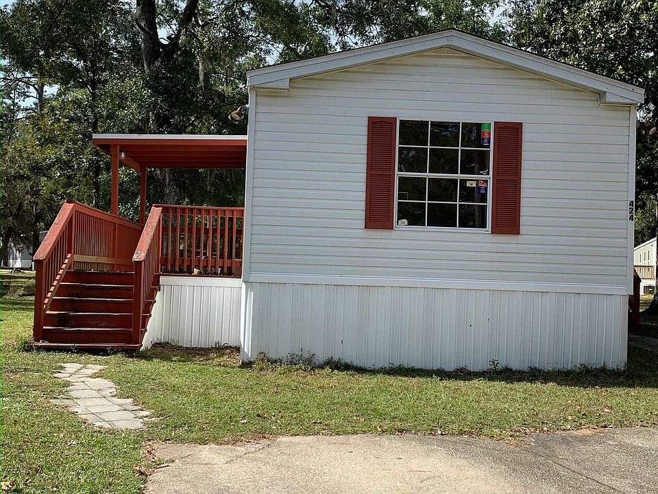 1st image of 424 Blue Dolphin Ln