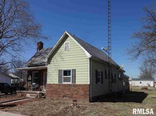 111 Walnut Rd, Franklin, IL 62638