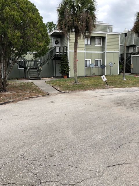 1st image of 131 Scottsdale Sq #131