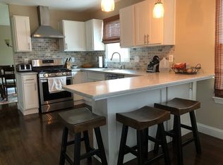 19 Bacorn Rd, Flemington, NJ 08822