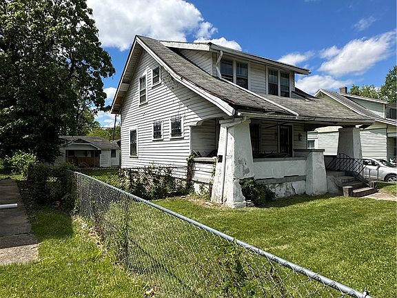 3rd image of 621 Westwood Ave