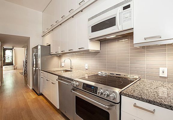 5th image of 72A Irving Pl #3A