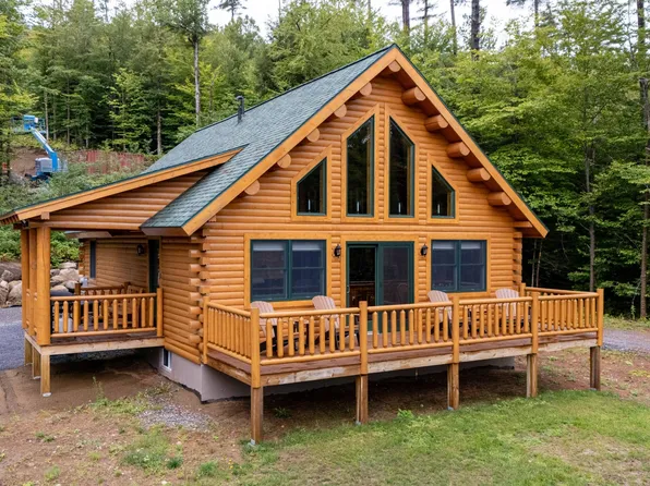 2110 State Route 8, Lake Pleasant, NY 12108