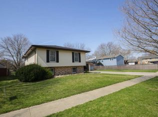 303 N Blair Dr, Normal, IL 61761