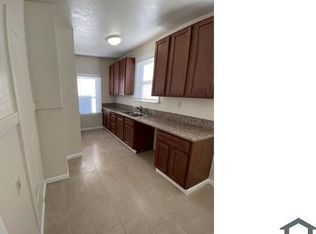 2733 Market St, Oakland, CA 94607