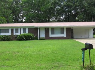 8853 Village Ln, Meridian, MS 39305