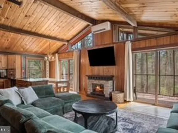 116 Palmer Rd, Basye, VA 22810