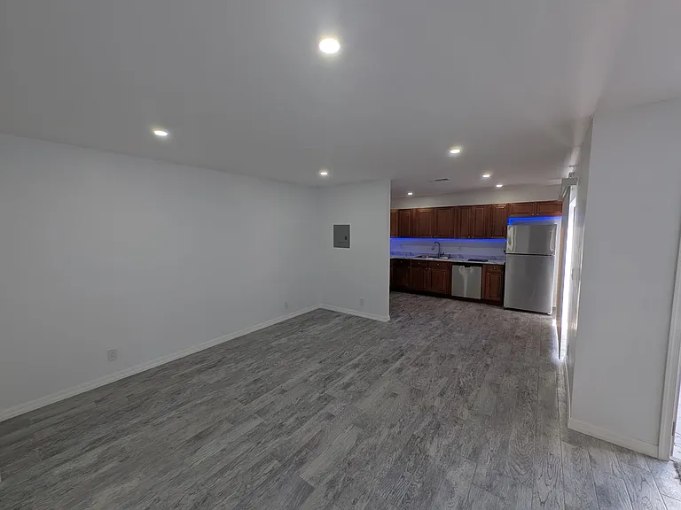 1733 N Congress Ave — Photo 4
