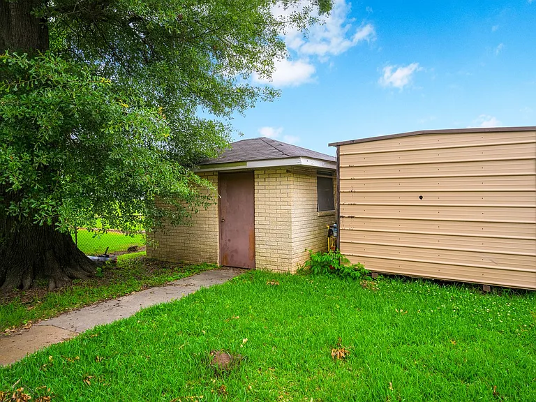 5601 Jeff Davis Dr — Photo 6