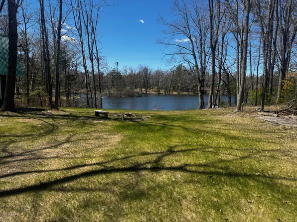 5576 Seneca Trl, Gaylord, MI 49735