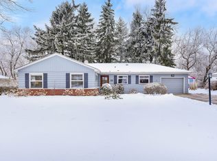 2008 N Washington St, Wheaton, IL 60187